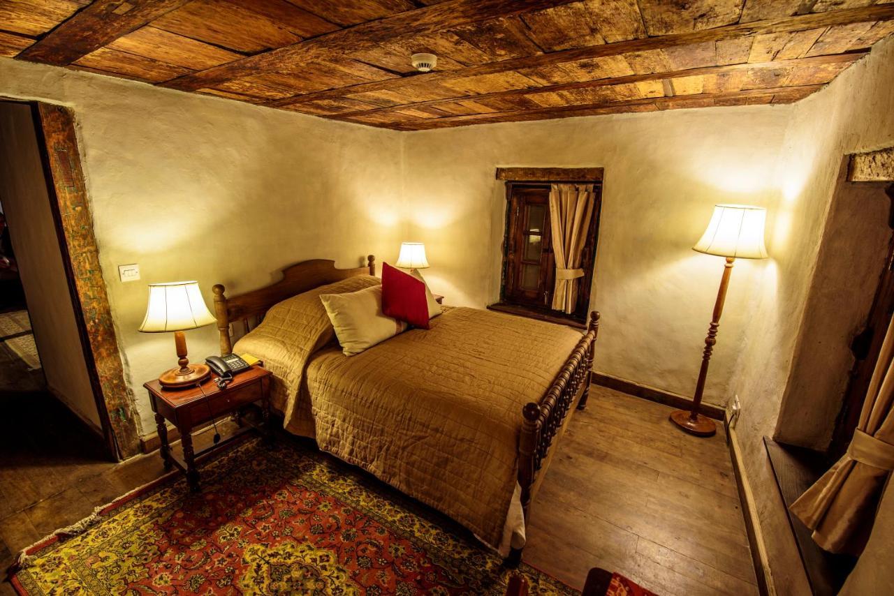 Serena Khaplu Palace Exterior photo