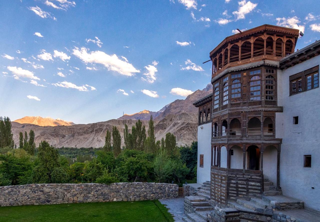 Serena Khaplu Palace Exterior photo